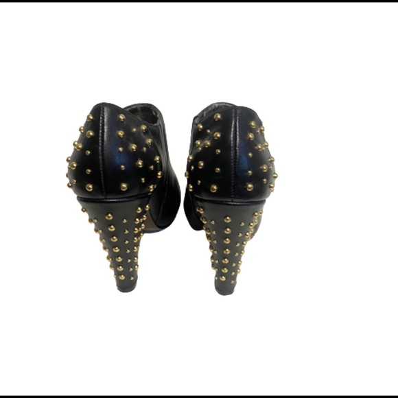 Steve Madden leather gold studded black booties size 7 - Picture 6 of 7